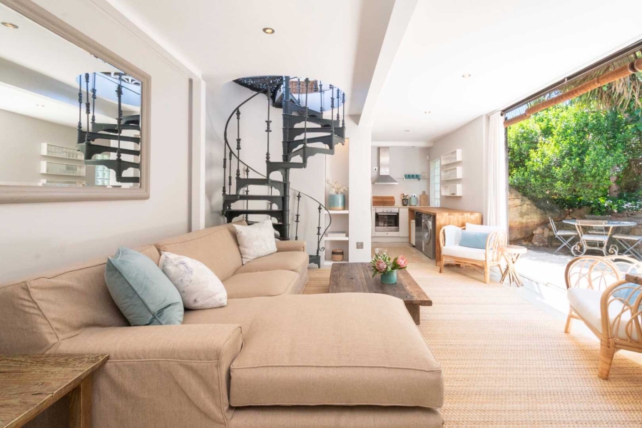 6 Bedroom Property for Sale in Camps Bay Western Cape